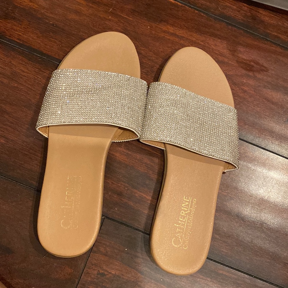 Shinny sandals